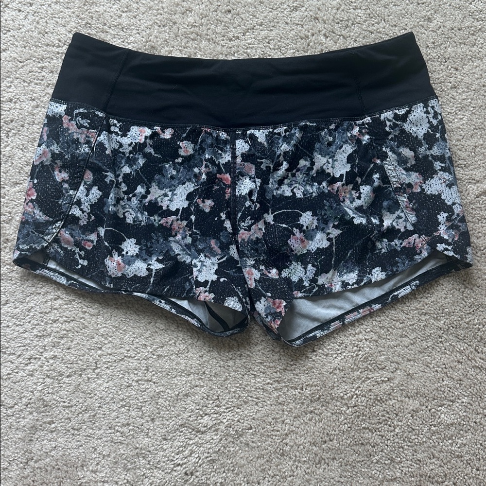 Lululemon Black and Floral Patterned Shorts - Size 6